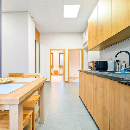 Rynek Heartbeat By Bookinghost * Breslau