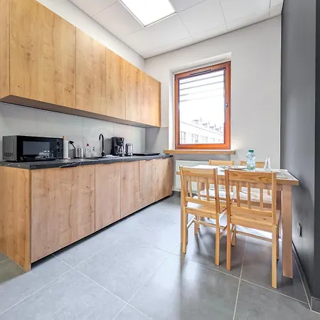 Apartment Rynek Heartbeat By Bookinghost *