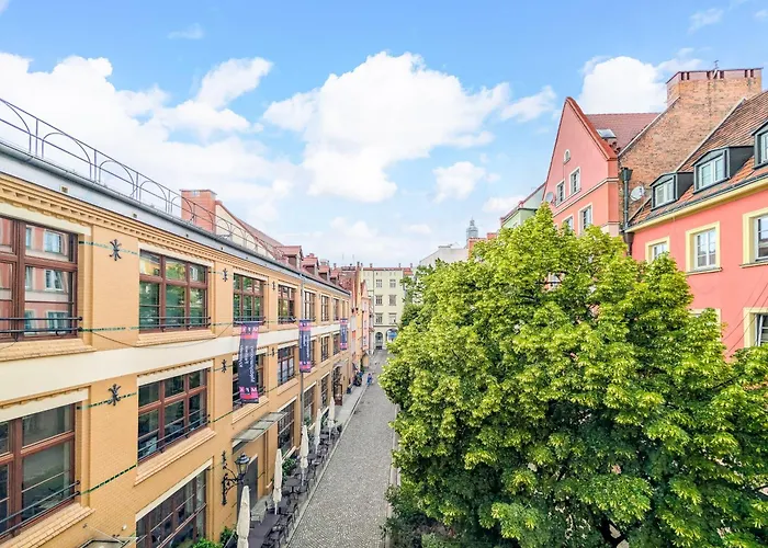 Rynek Heartbeat By Bookinghost